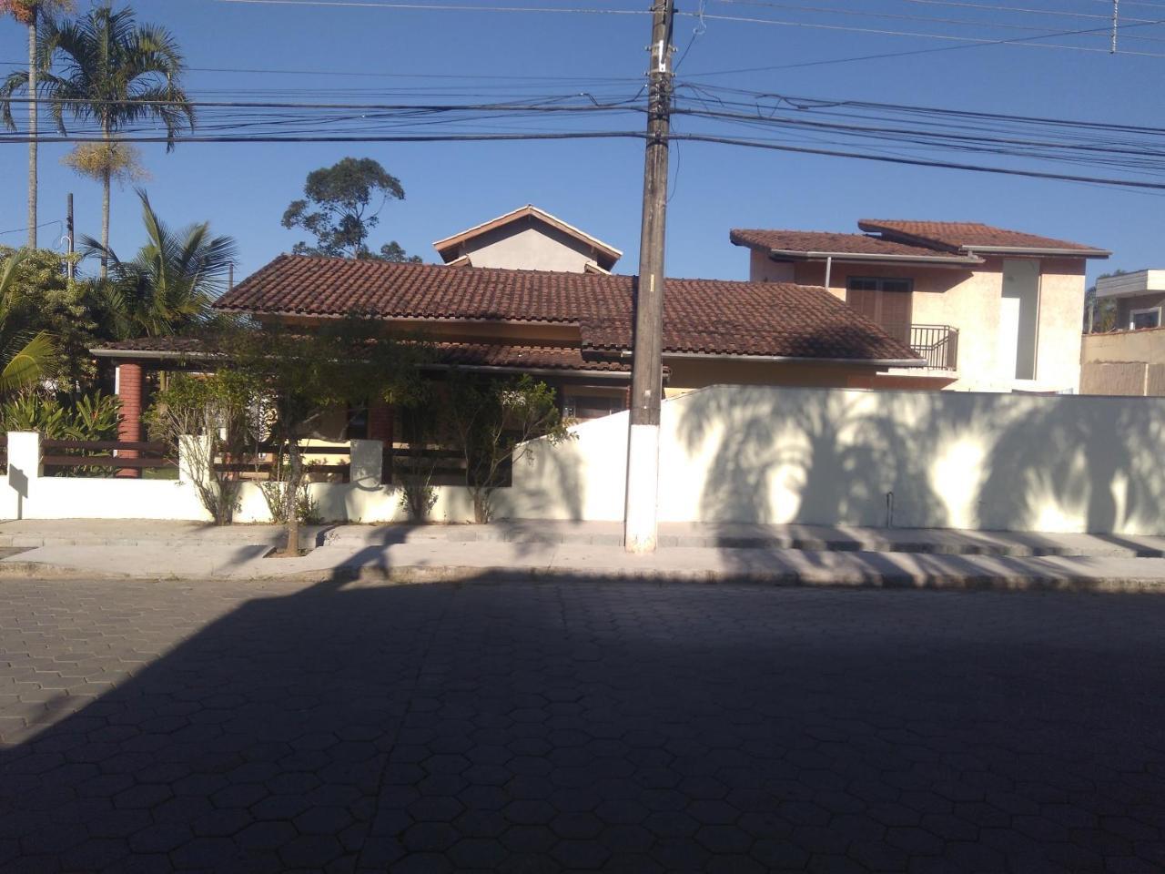 Casa Em Condominio Caragua كاراغواتاتوبا المظهر الخارجي الصورة